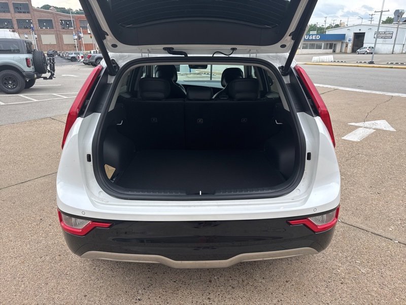 New 2025 Kia Niro Wind w/ Wind Preserve Package image 10