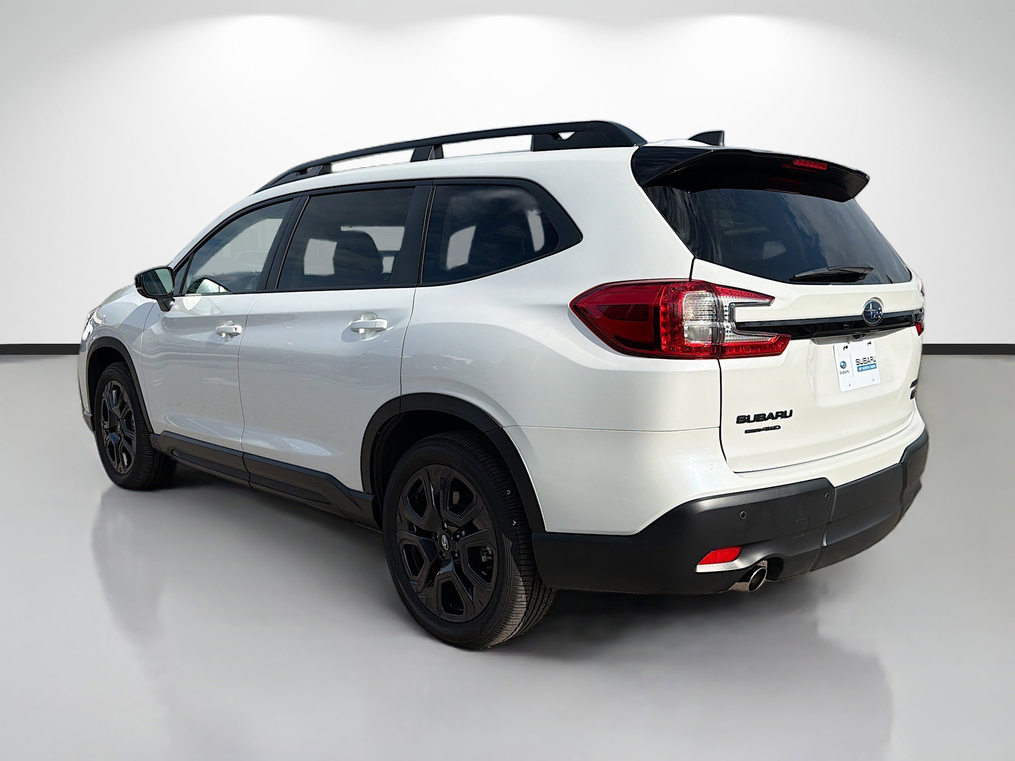 Certified 2025 Subaru Ascent Bronze Edition image 5