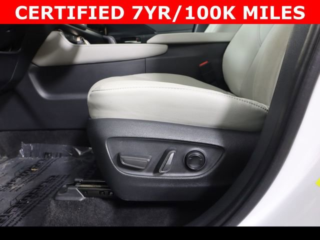 Used 2024 Toyota Grand Highlander Hybrid MAX Platinum image 17