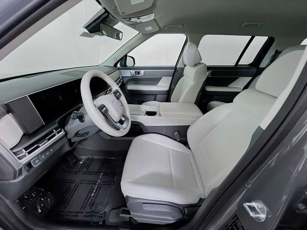 Certified 2025 Hyundai Santa Fe SE image 18
