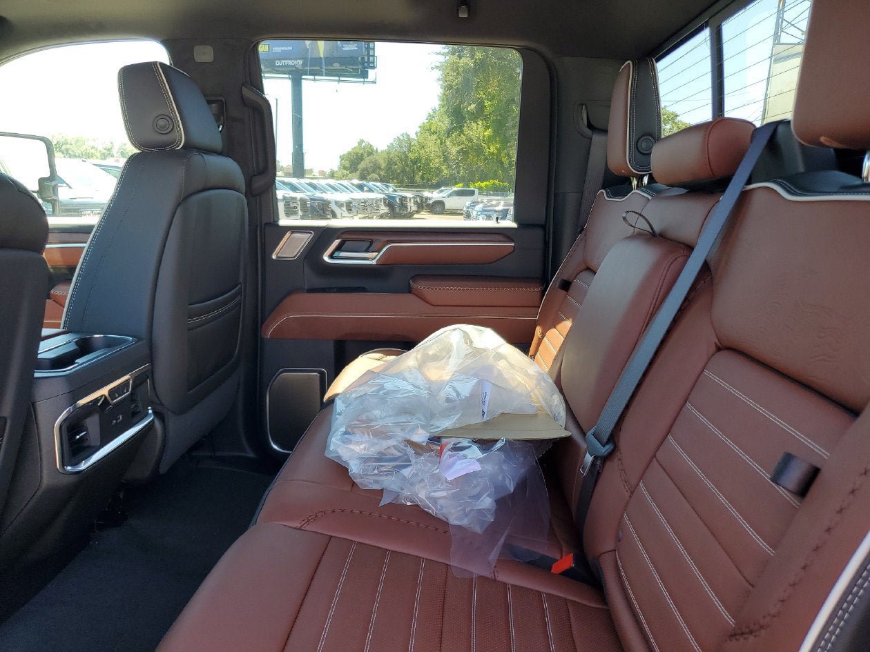 New 2026 GMC Sierra 3500 Denali Ultimate AWD/4WD image 12