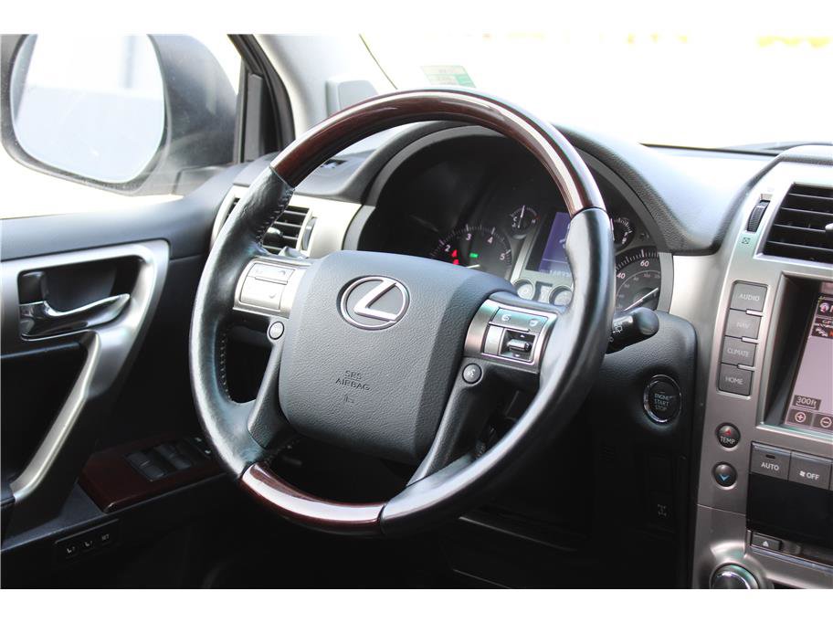 Used 2015 Lexus GX 460 Luxury AWD/4WD image 19