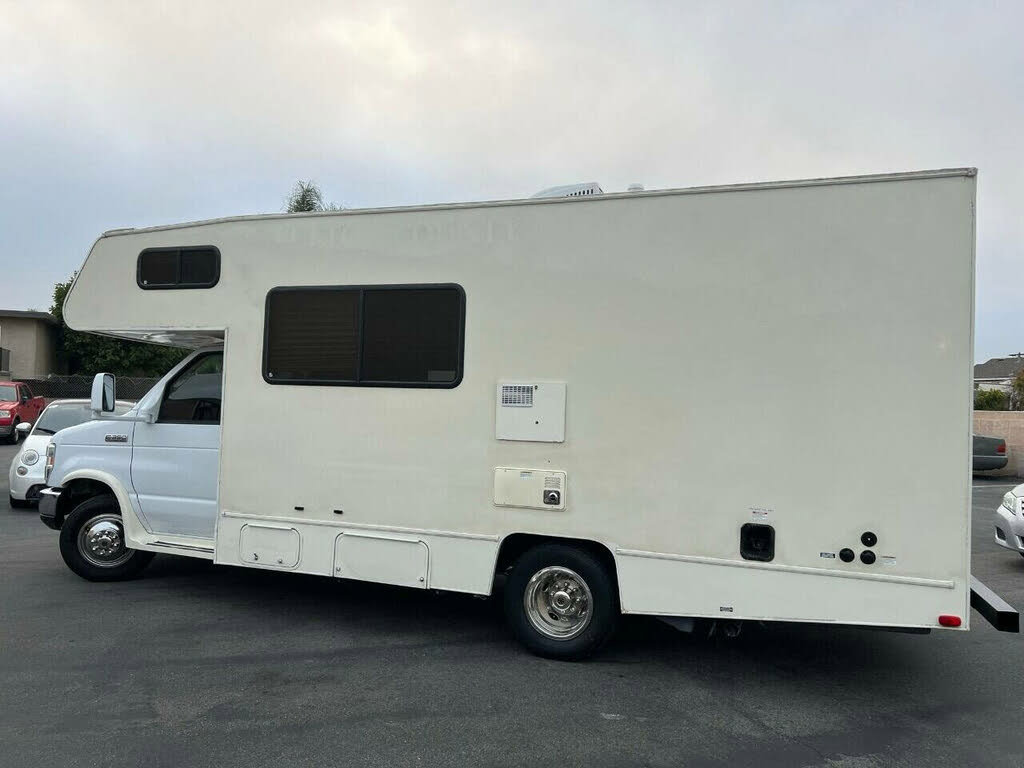 Used 2014 Ford E-350 and Econoline 350 Super Duty image 5