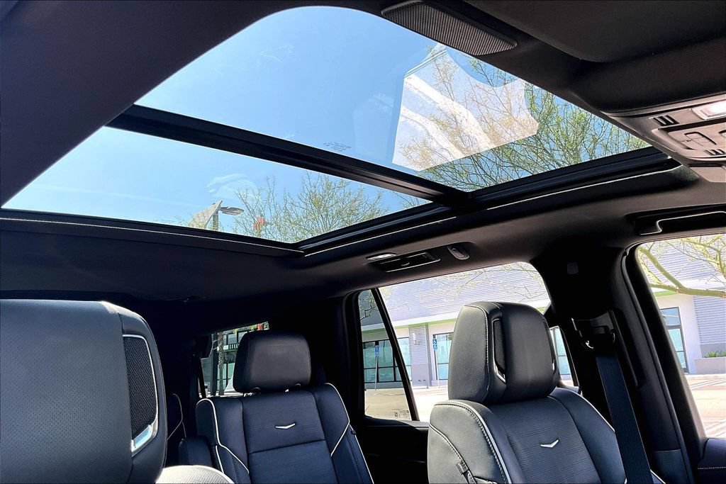 Used 2024 Cadillac Escalade Sport w/ LPO, ONYX Package AWD/4WD image 13