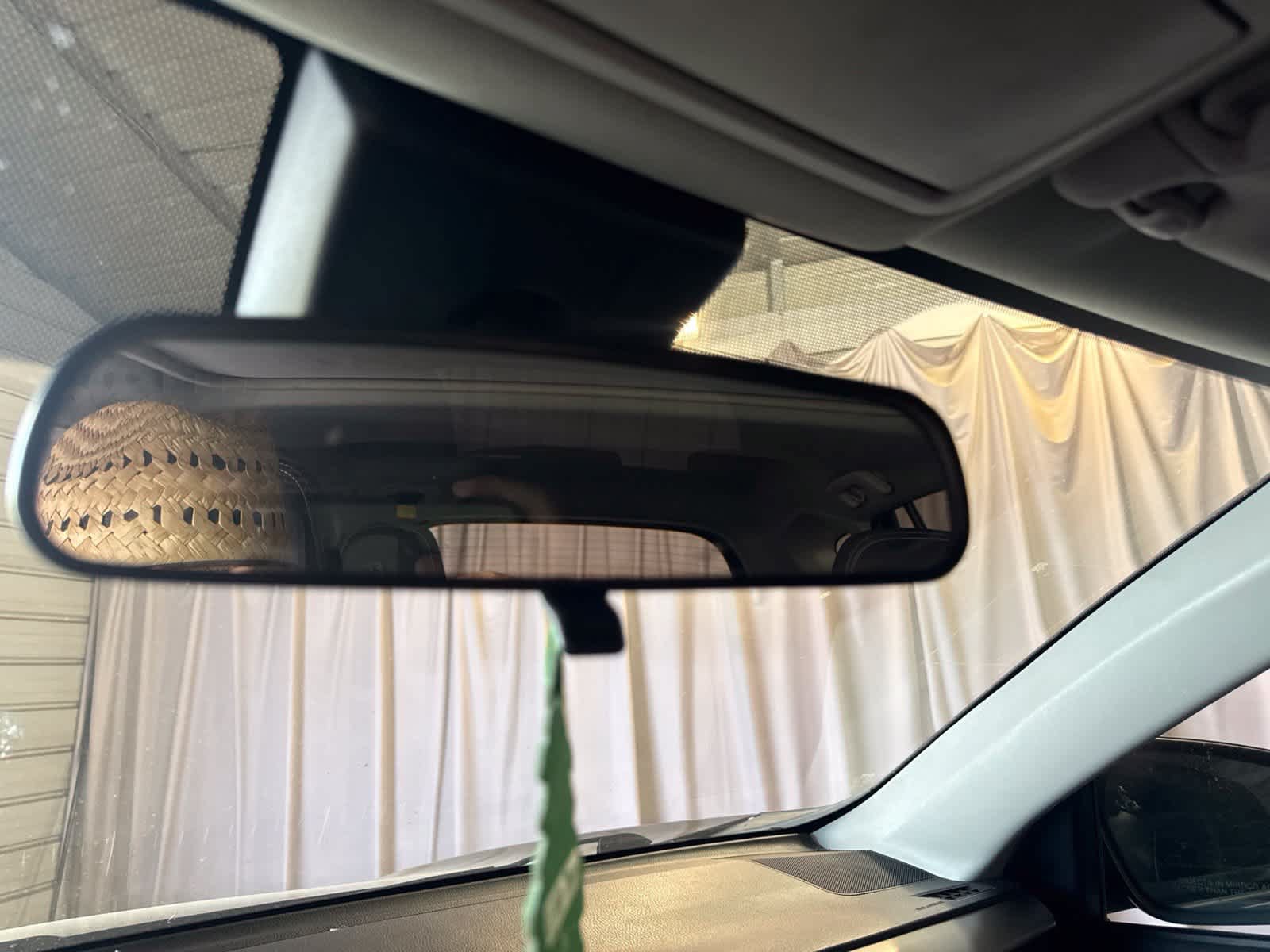 Used 2018 Toyota RAV4 XLE FWD image 24