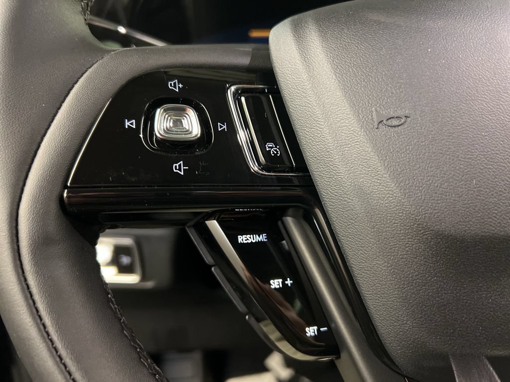 Used 2026 Lincoln Corsair Premiere AWD/4WD image 17