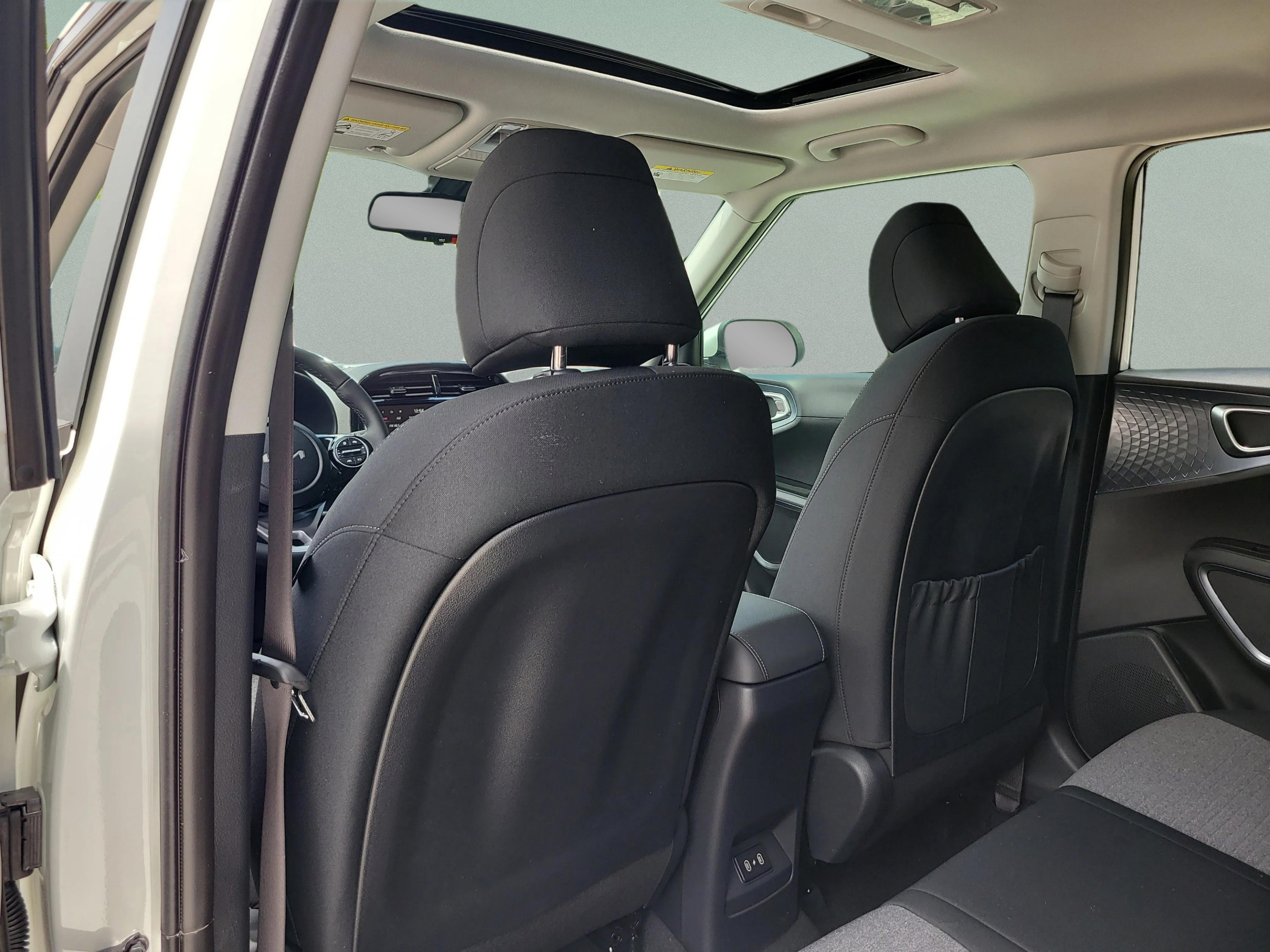 Certified 2025 Kia Soul EX FWD image 30