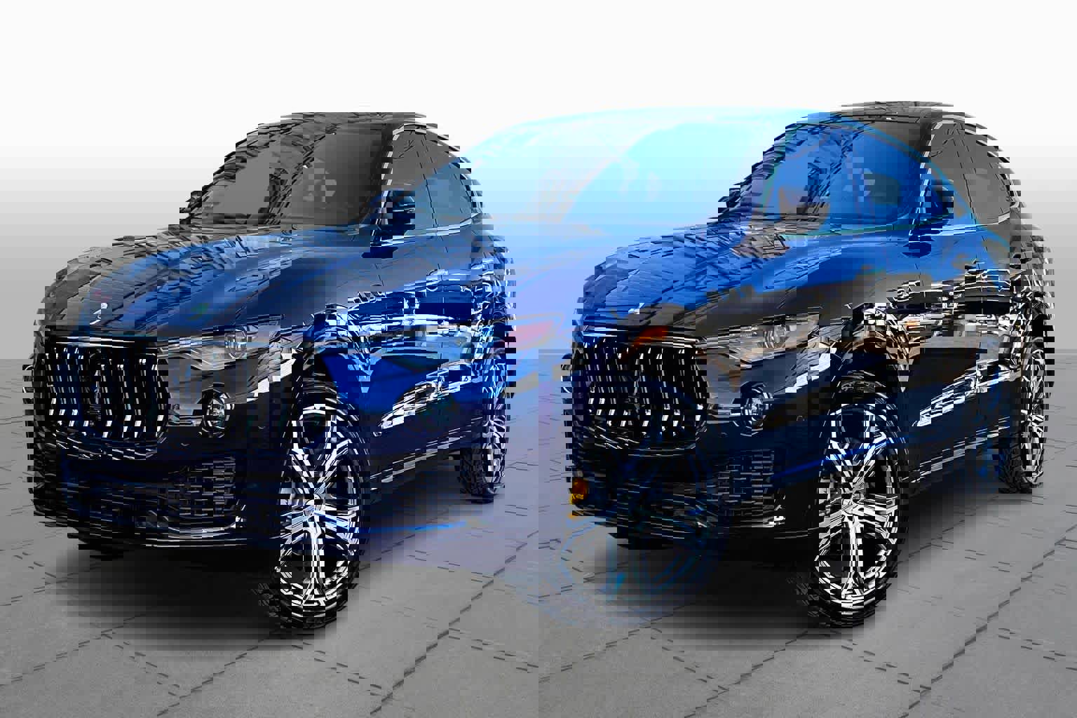 Used 2023 Maserati Levante GT image 34