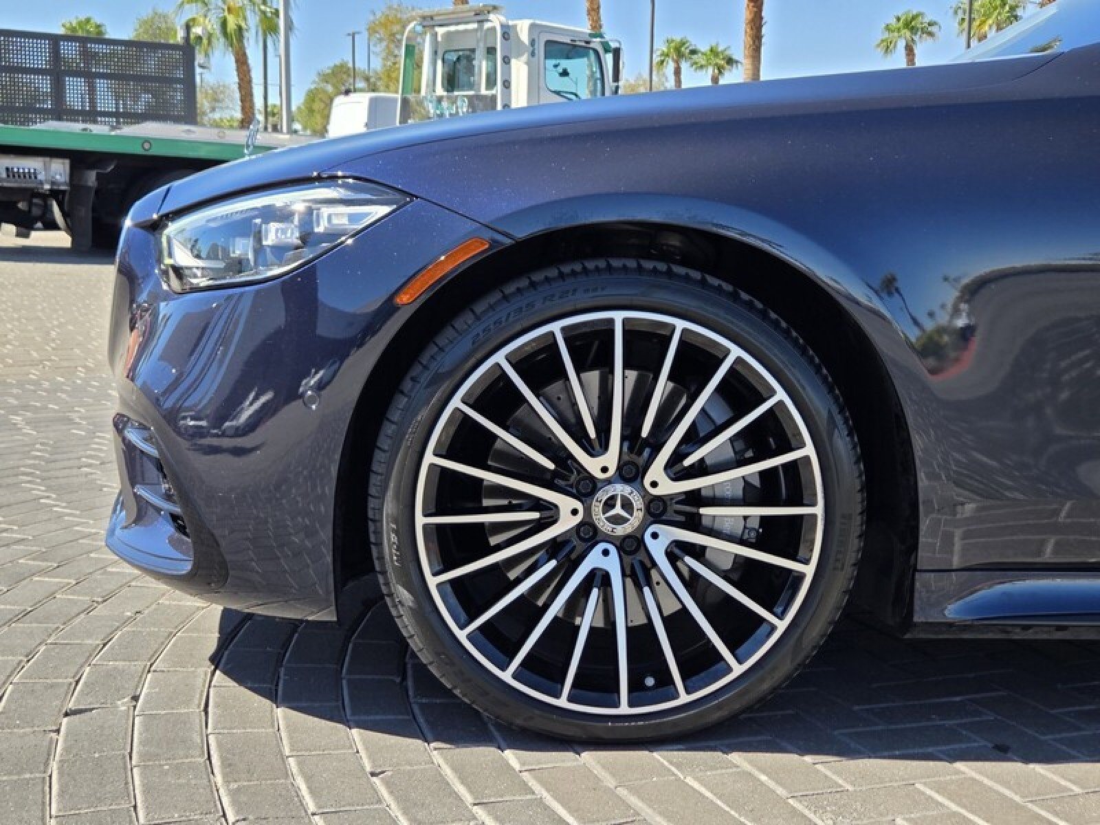 Certified 2022 Mercedes-Benz S 500 4MATIC image 12