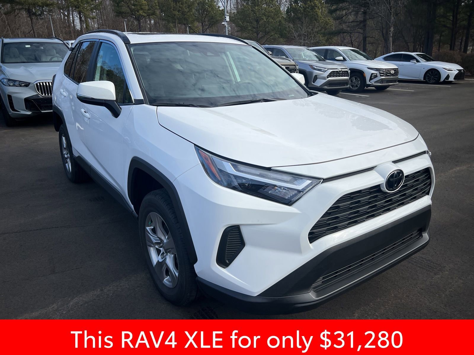 Used 2025 Toyota RAV4 XLE image 3