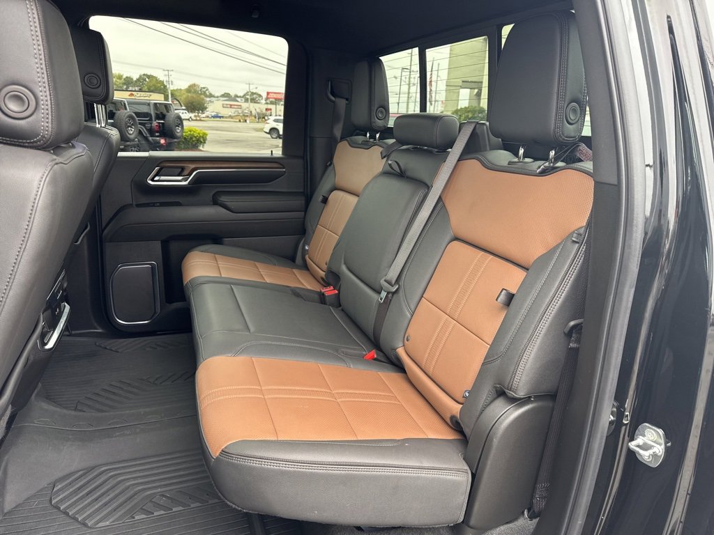 Used 2024 Chevrolet Silverado 2500 High Country w/ High Country Premium Package image 23