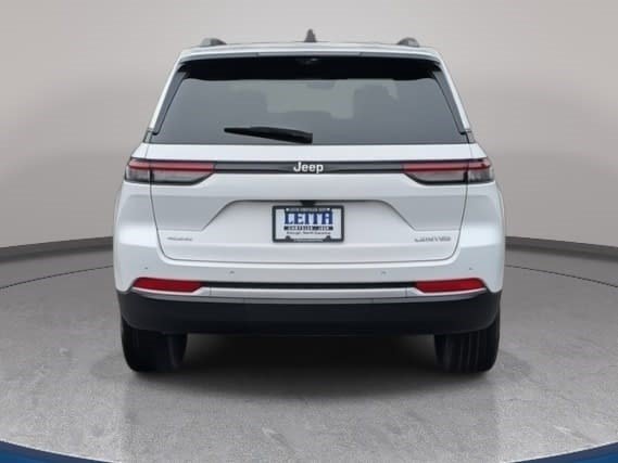 New 2026 Jeep Grand Cherokee Limited w/ Luxury Tech Group II AWD/4WD image 6