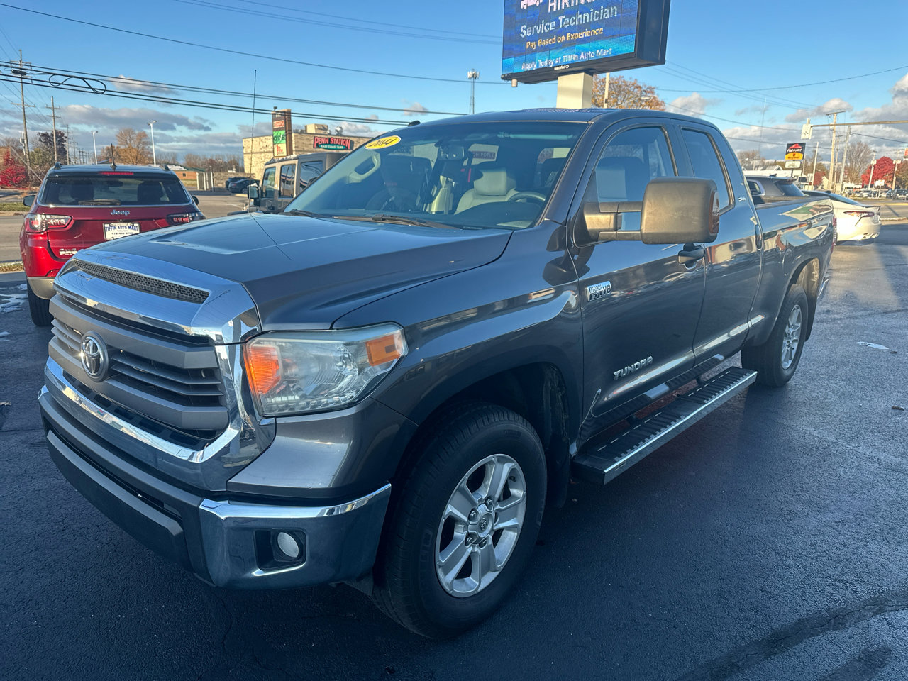 Used 2014 Toyota Tundra SR image 23