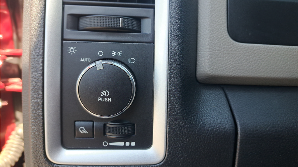 Used 2011 RAM 1500 Big Horn AWD/4WD image 24