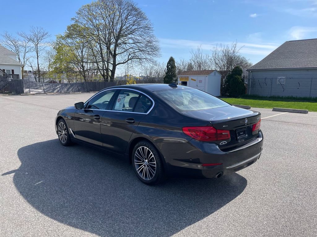 Used 2019 BMW 530i xDrive AWD/4WD image 8