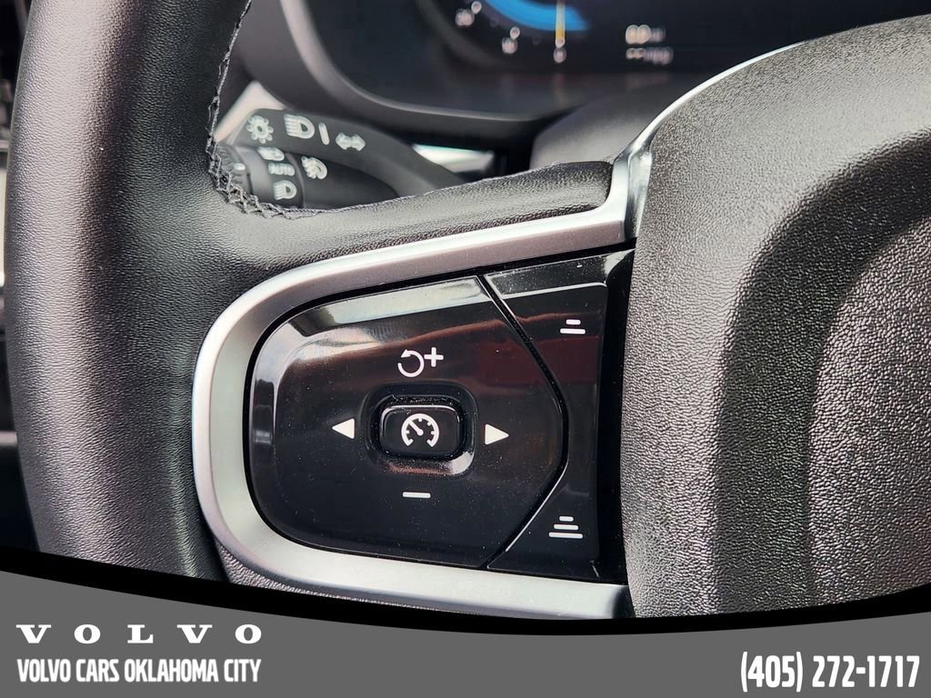 Certified 2025 Volvo XC60 T8 Plus w/ Protection Package Premier image 27