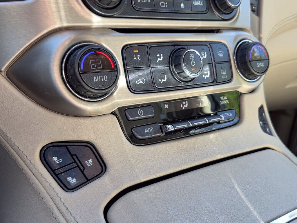 Used 2019 GMC Yukon XL Denali w/ Open Road Package RWD image 23