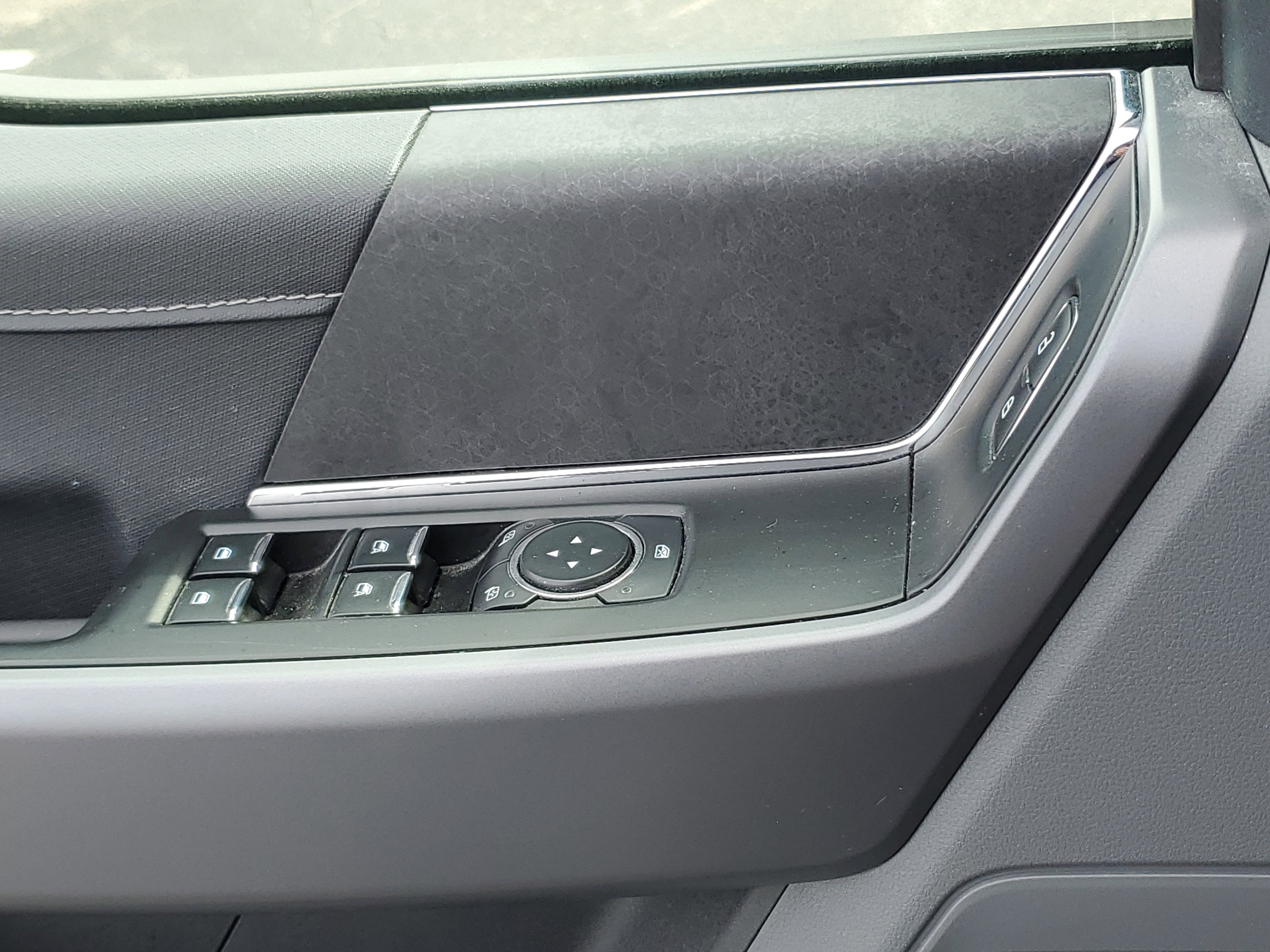 Used 2025 Ford F150 XLT w/ Equipment Group 301A Standard image 24