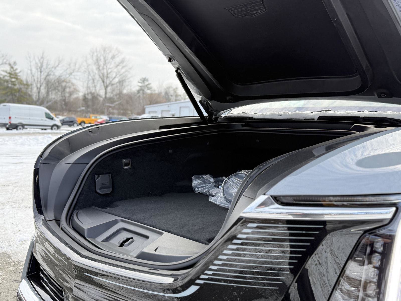 New 2026 Cadillac Escalade IQ Luxury 1 image 12