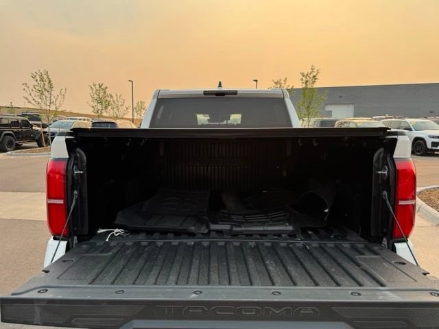 Used 2024 Toyota Tacoma TRD Sport AWD/4WD image 21