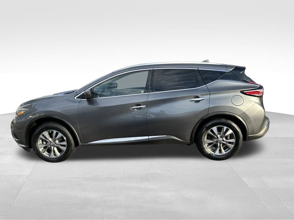 Used 2018 Nissan Murano SL image 2
