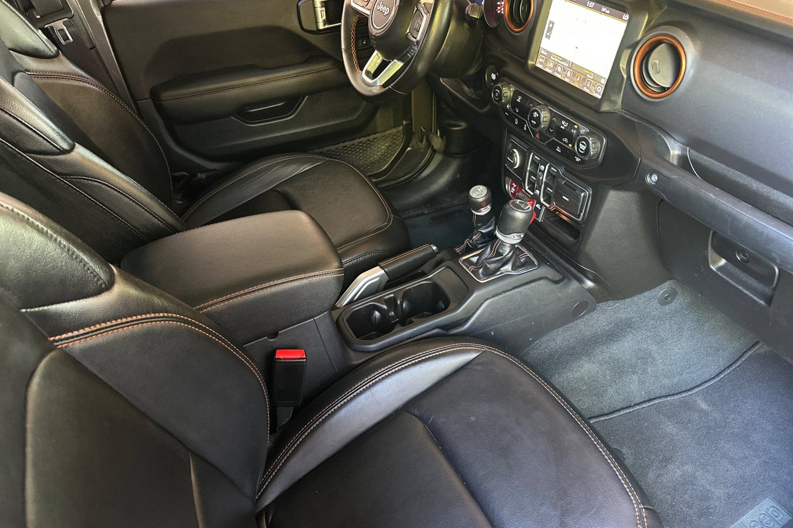 Used 2022 Jeep Gladiator Mojave w/ Trailer Tow Package AWD/4WD image 20
