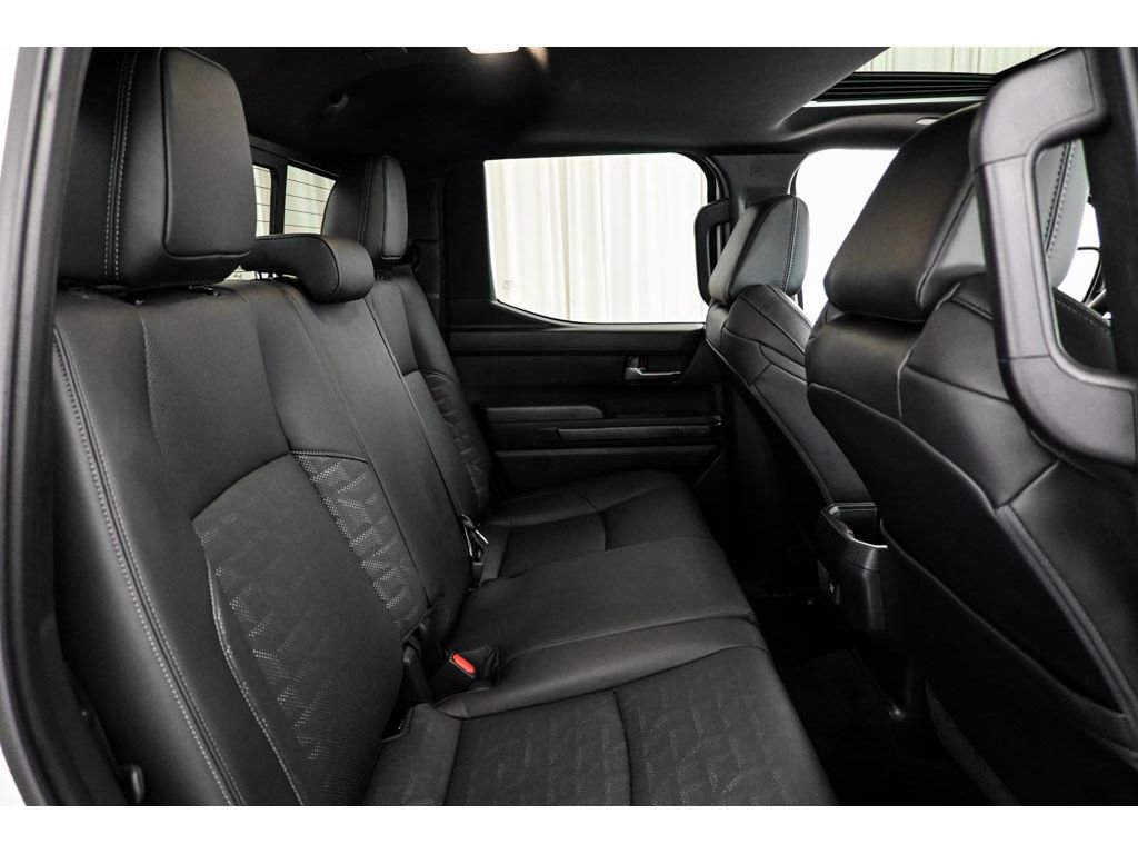 Used 2024 Toyota Tacoma TRD Off-Road w/ TRD Off Road Premium Package image 18