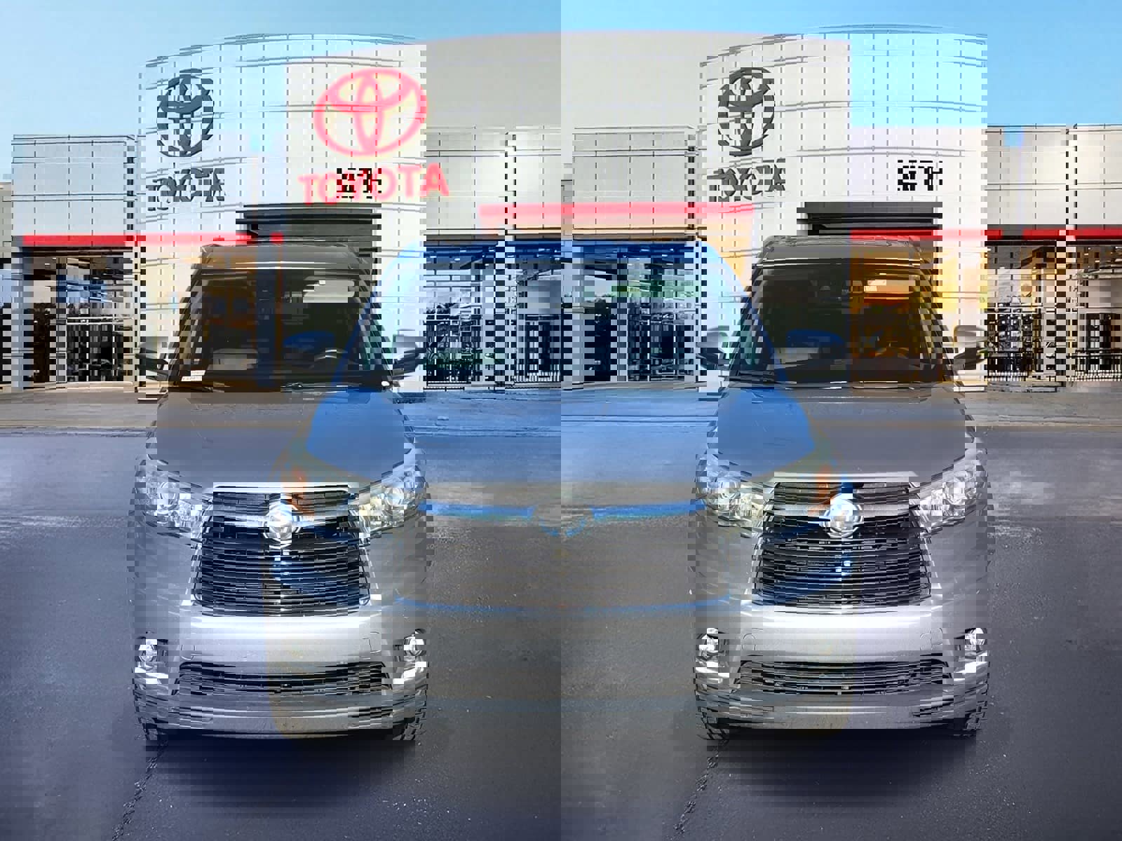 Used 2014 Toyota Highlander Limited image 2