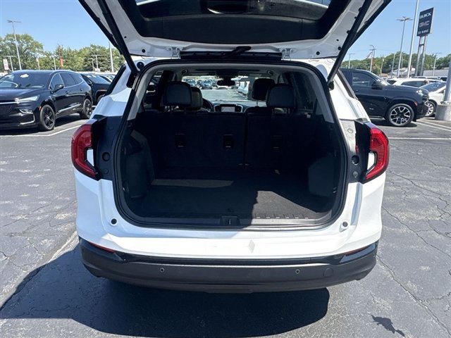 Certified 2023 GMC Terrain SLT w/ Infotainment Package II AWD/4WD image 27