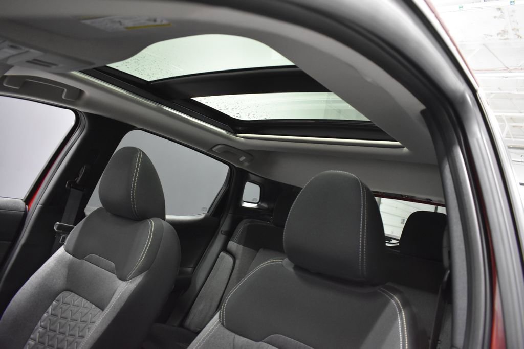 Certified 2025 Nissan Kicks SV w/ SV Premium Package image 17