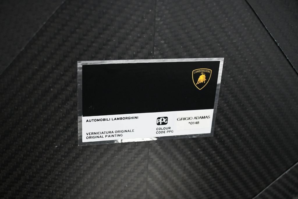 Used 2024 Lamborghini Revuelto AWD/4WD image 30
