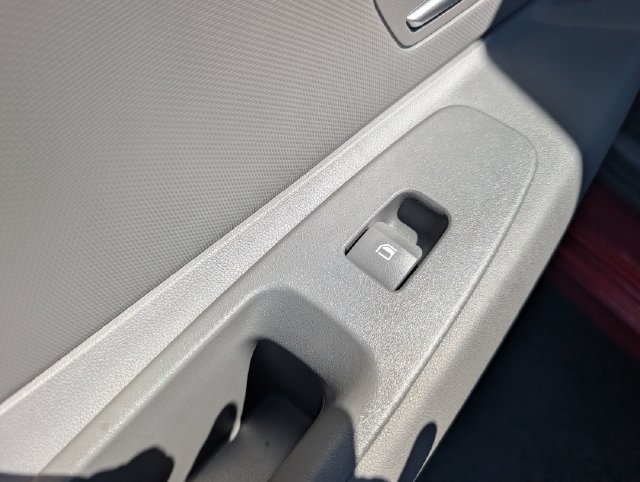 Certified 2024 Hyundai Elantra SEL FWD image 13