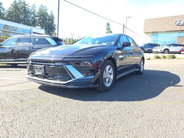 Certified 2025 Hyundai Sonata SE image 3