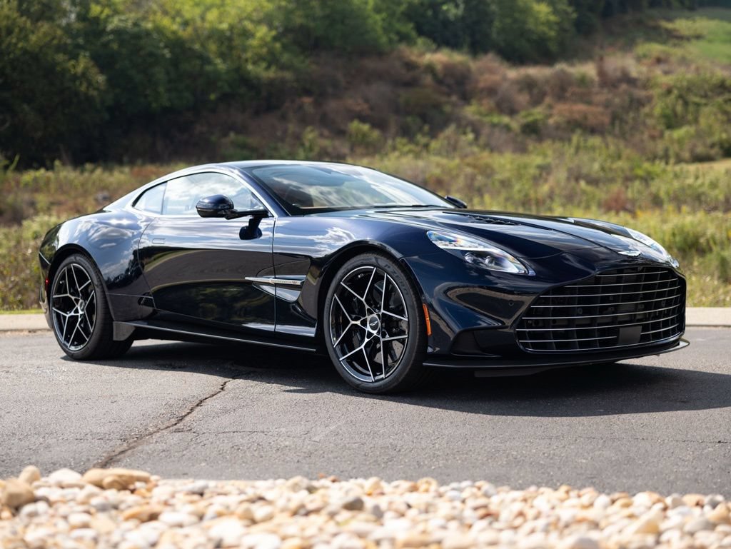 New 2026 Aston Martin Vanquish RWD image 9