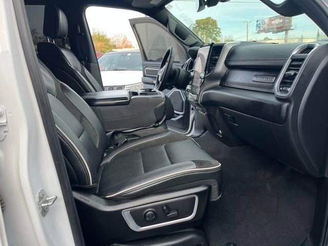 Used 2025 RAM 1500 Laramie image 14