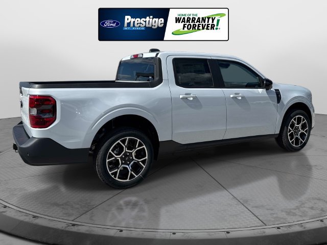 New 2026 Ford Maverick Lariat w/ 4K Tow Package AWD/4WD image 4