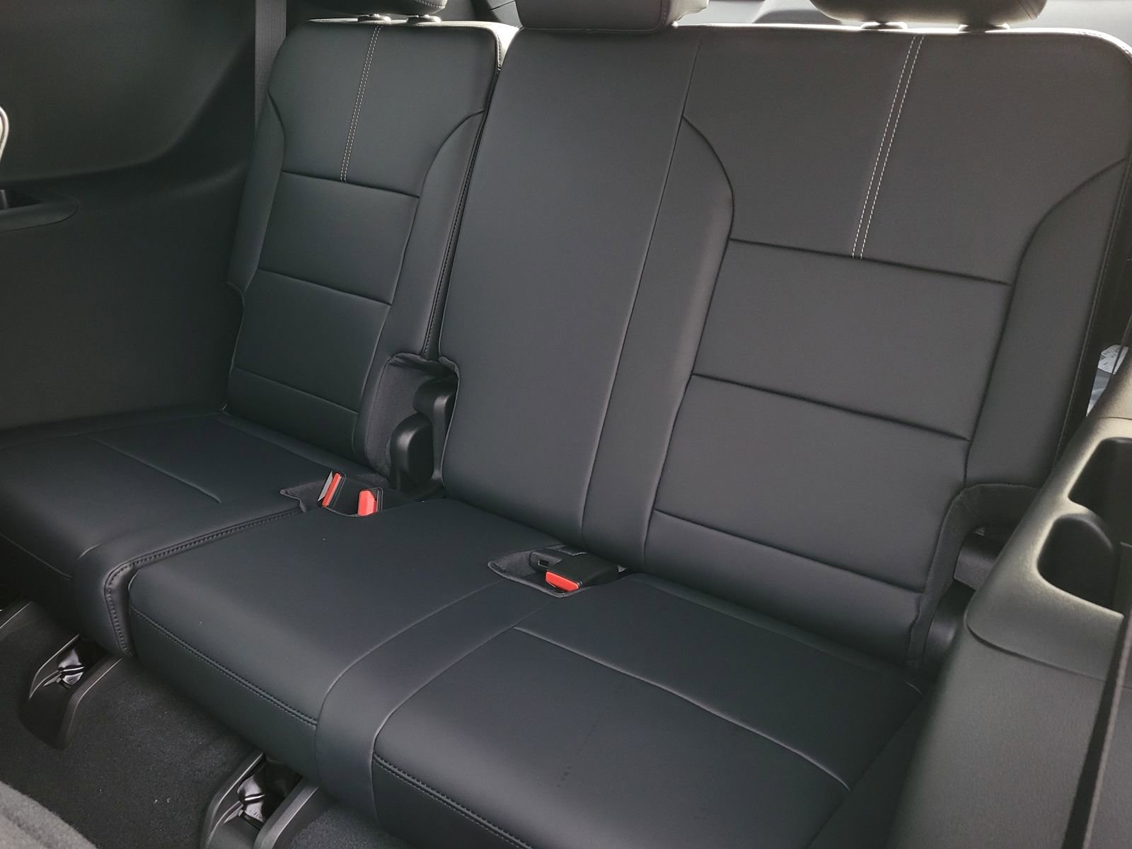 New 2026 GMC Acadia Elevation w/ Black Edition AWD/4WD image 8