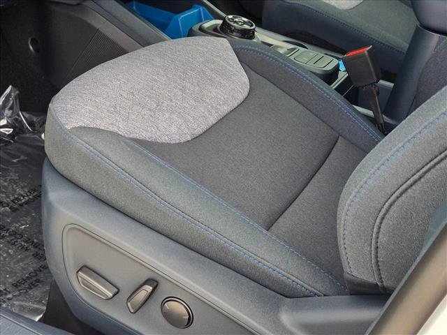 New 2025 Ford Maverick XLT w/ XLT Luxury Package image 4