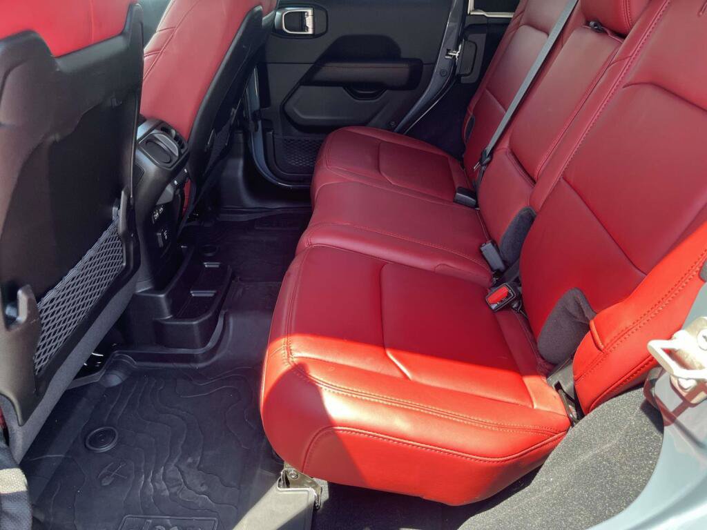 Used 2024 Jeep Wrangler Unlimited Rubicon 392 AWD/4WD image 18
