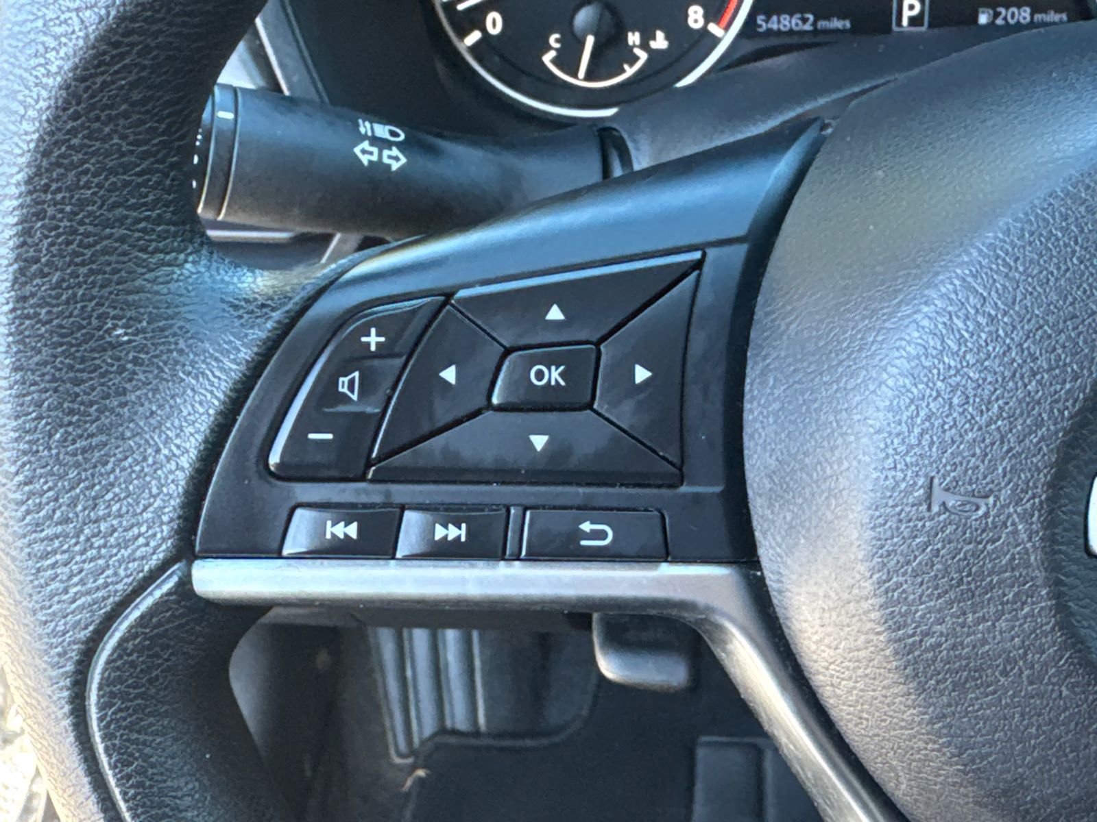 Used 2024 Nissan Altima 2.5 SV image 25