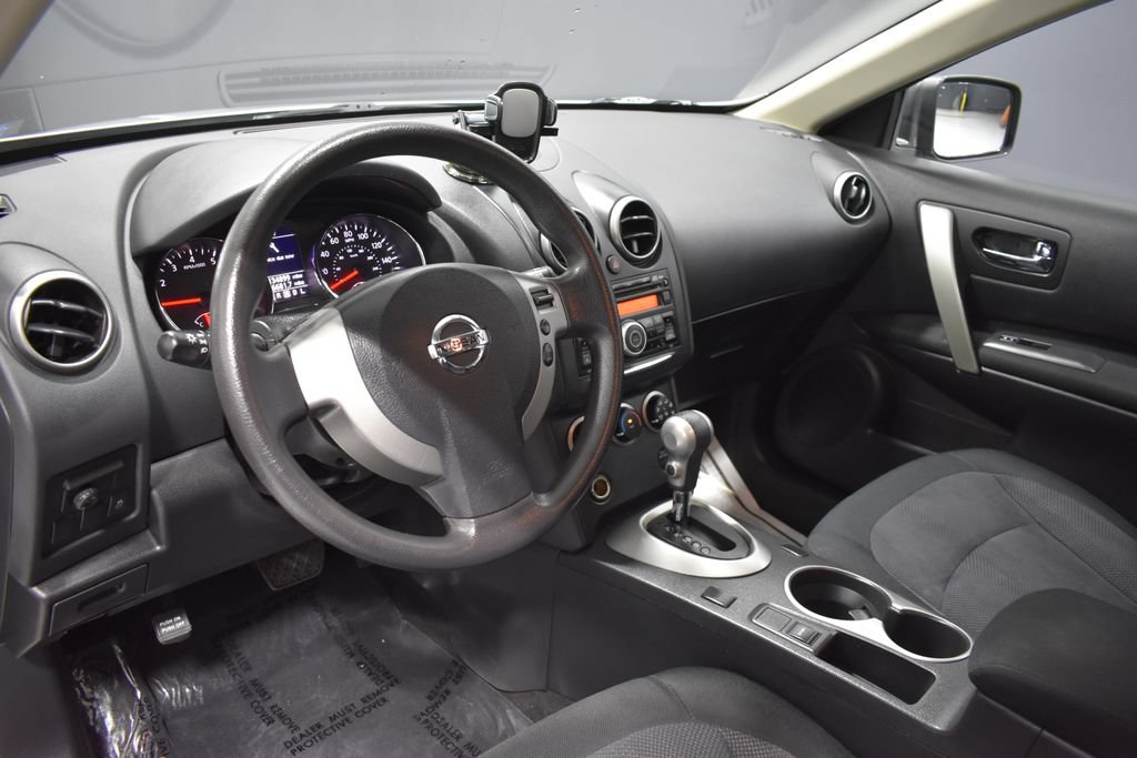 Used 2013 Nissan Rogue S FWD image 4
