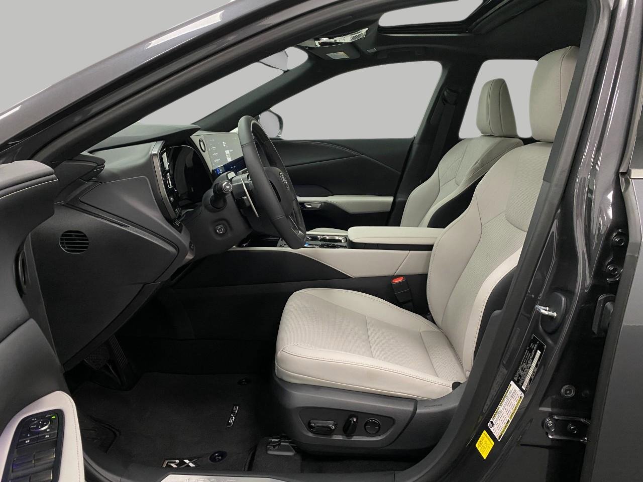 New 2025 Lexus RX 350 AWD image 30