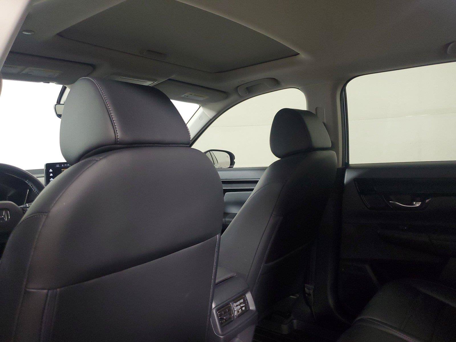 Used 2025 Honda CR-V EX-L image 13