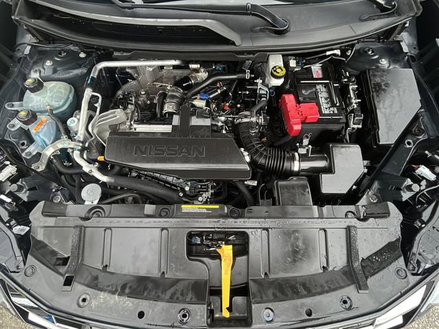Used 2024 Nissan Rogue S image 34