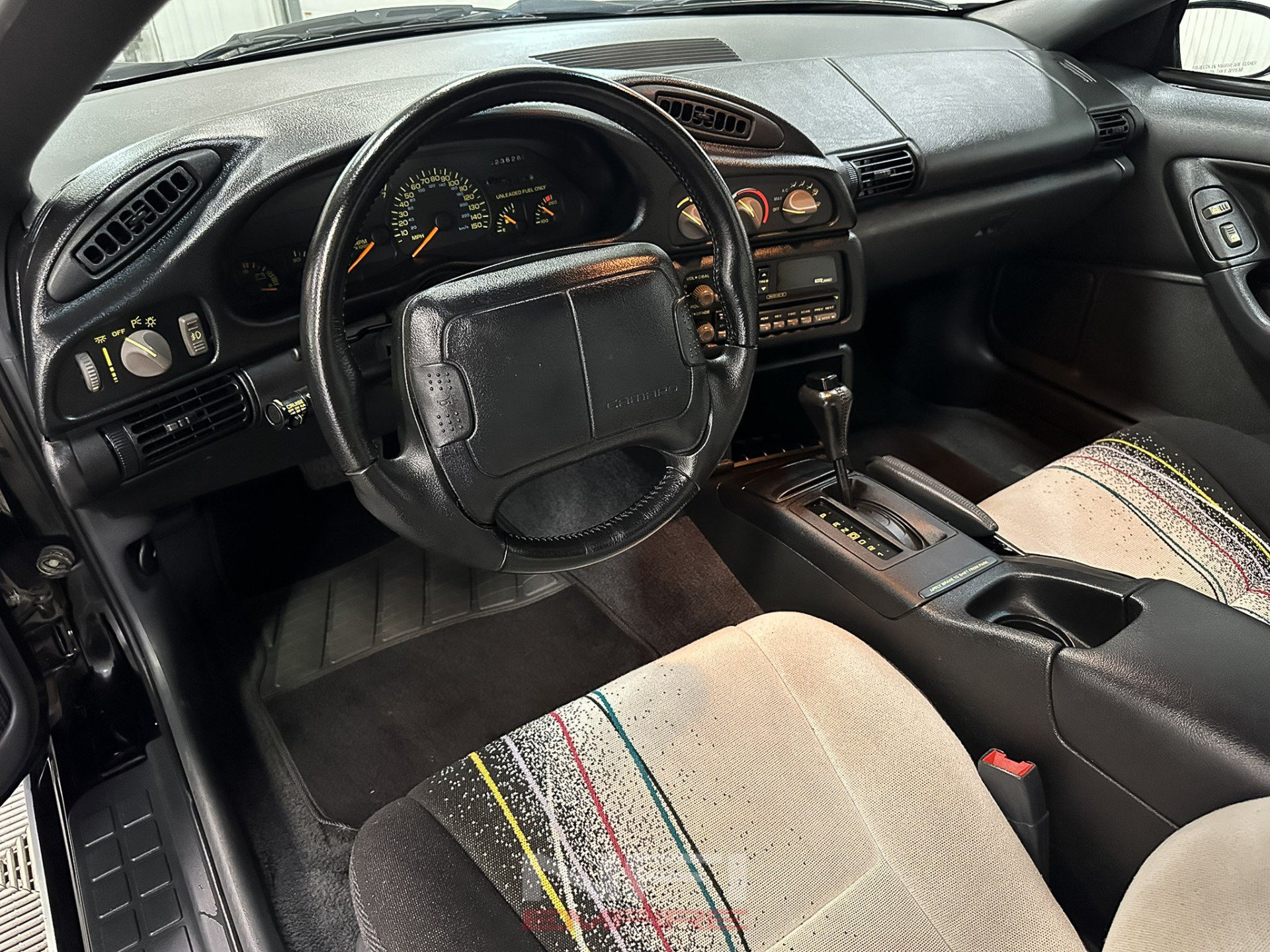 Used 1993 Chevrolet Camaro Z28 RWD image 23