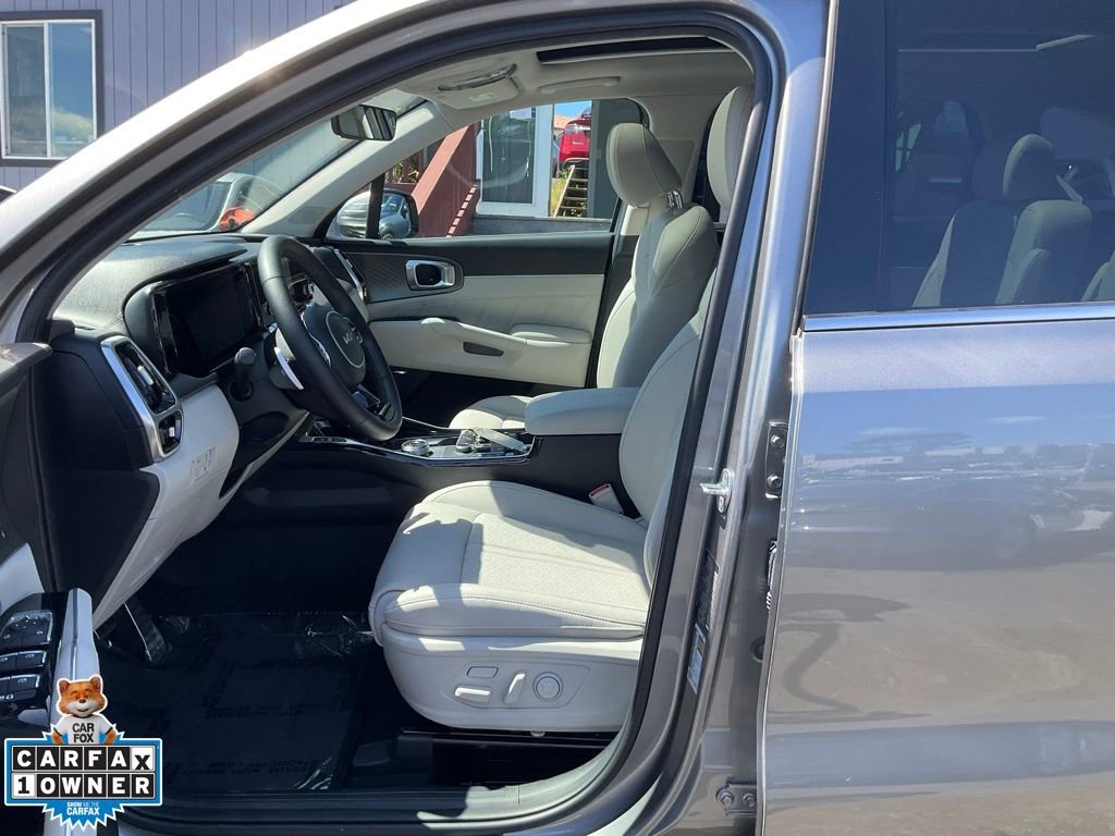Used 2023 Kia Sorento SX Prestige image 14