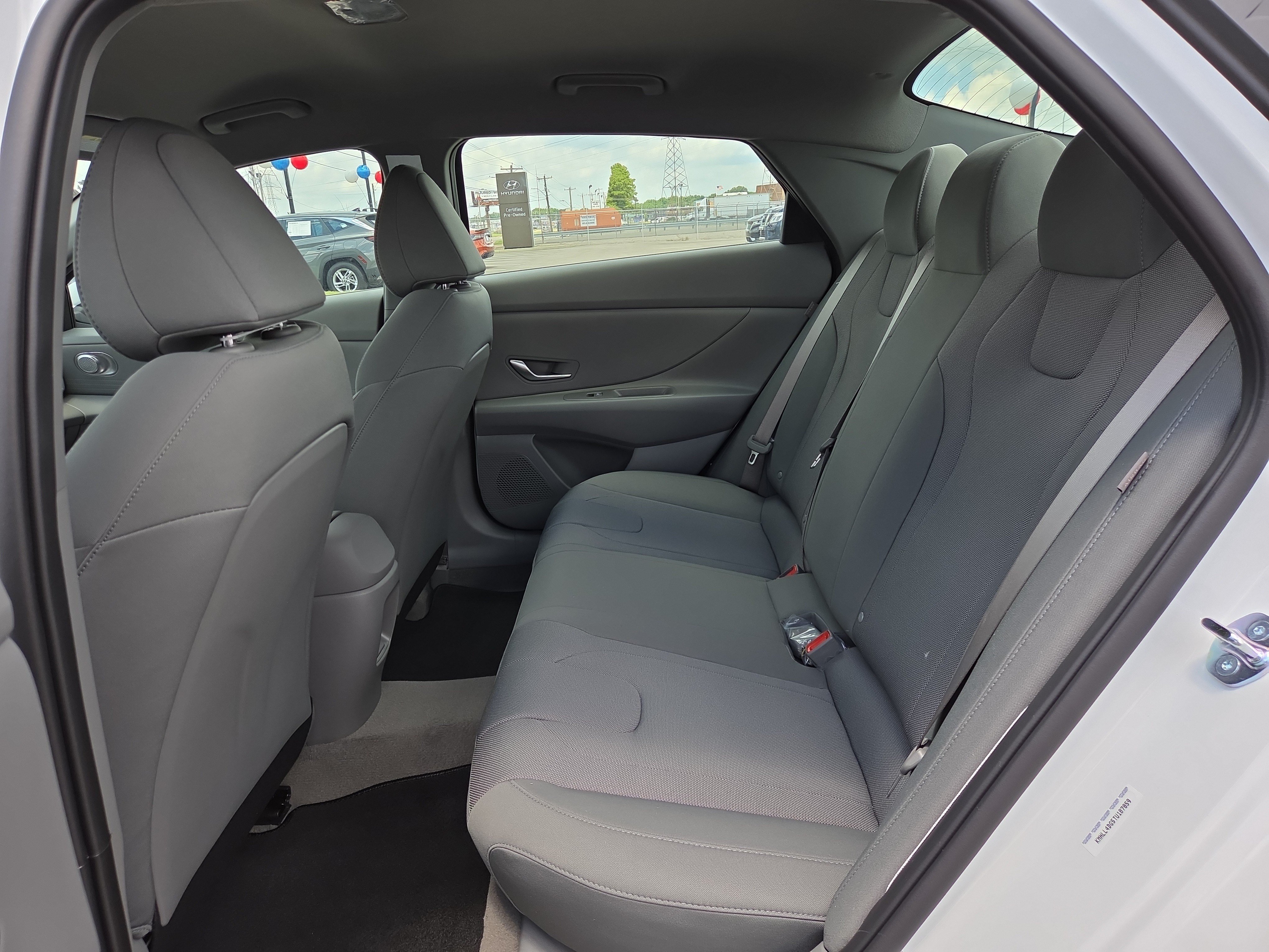 New 2026 Hyundai Elantra SE FWD image 6