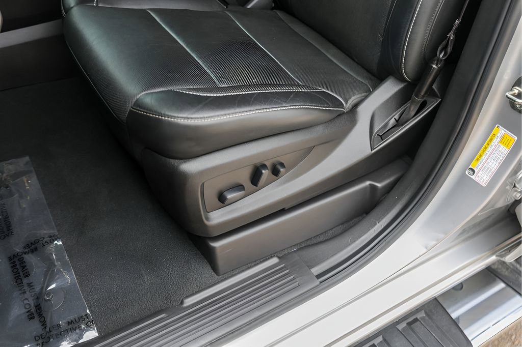 Used 2018 GMC Sierra 1500 SLT w/ Enhanced Driver Alert Package image 11