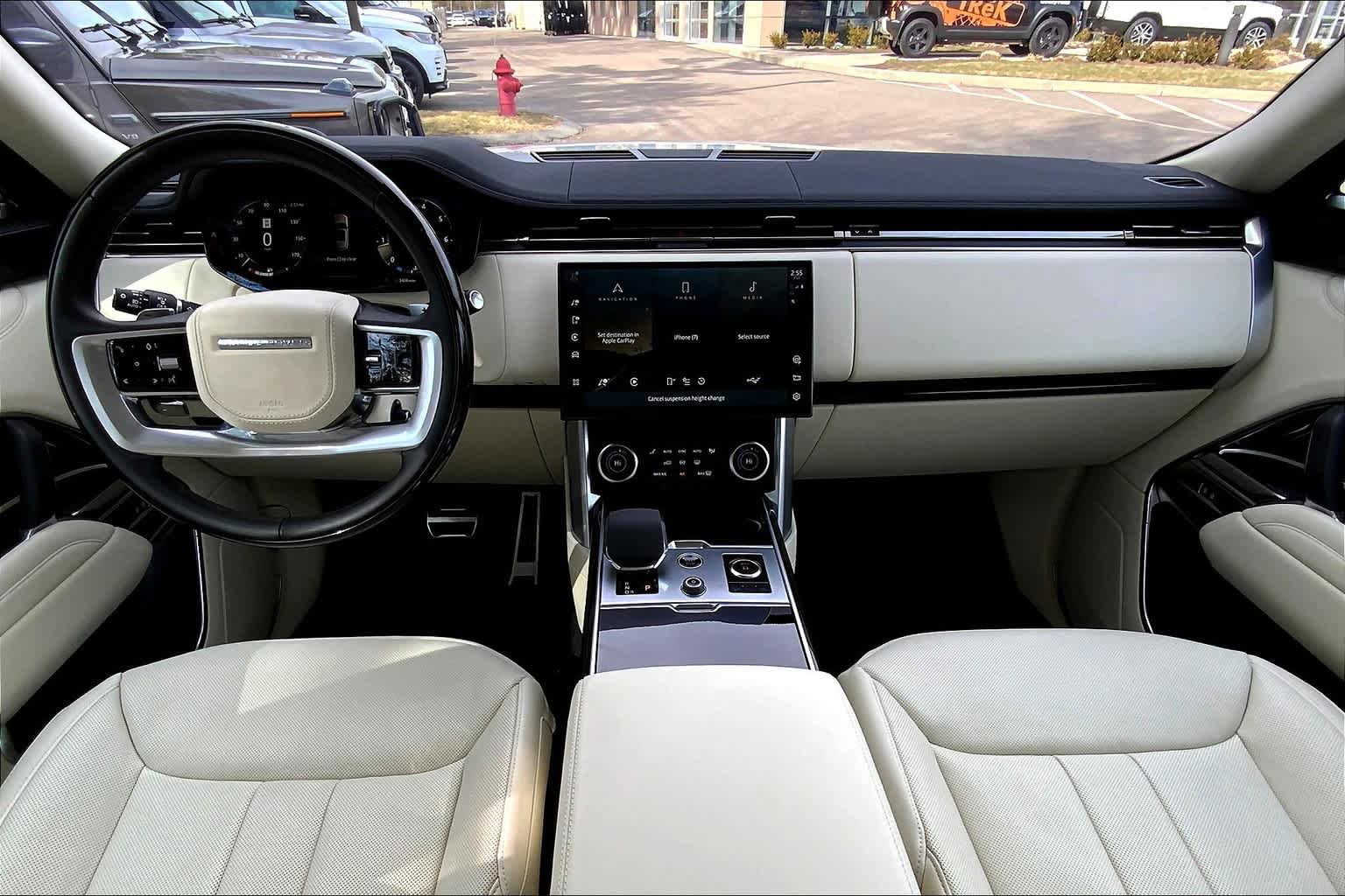 Used 2023 Land Rover Range Rover SE AWD/4WD image 14