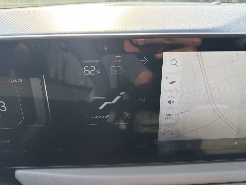 New 2027 Kia EV3 Wind FWD image 18